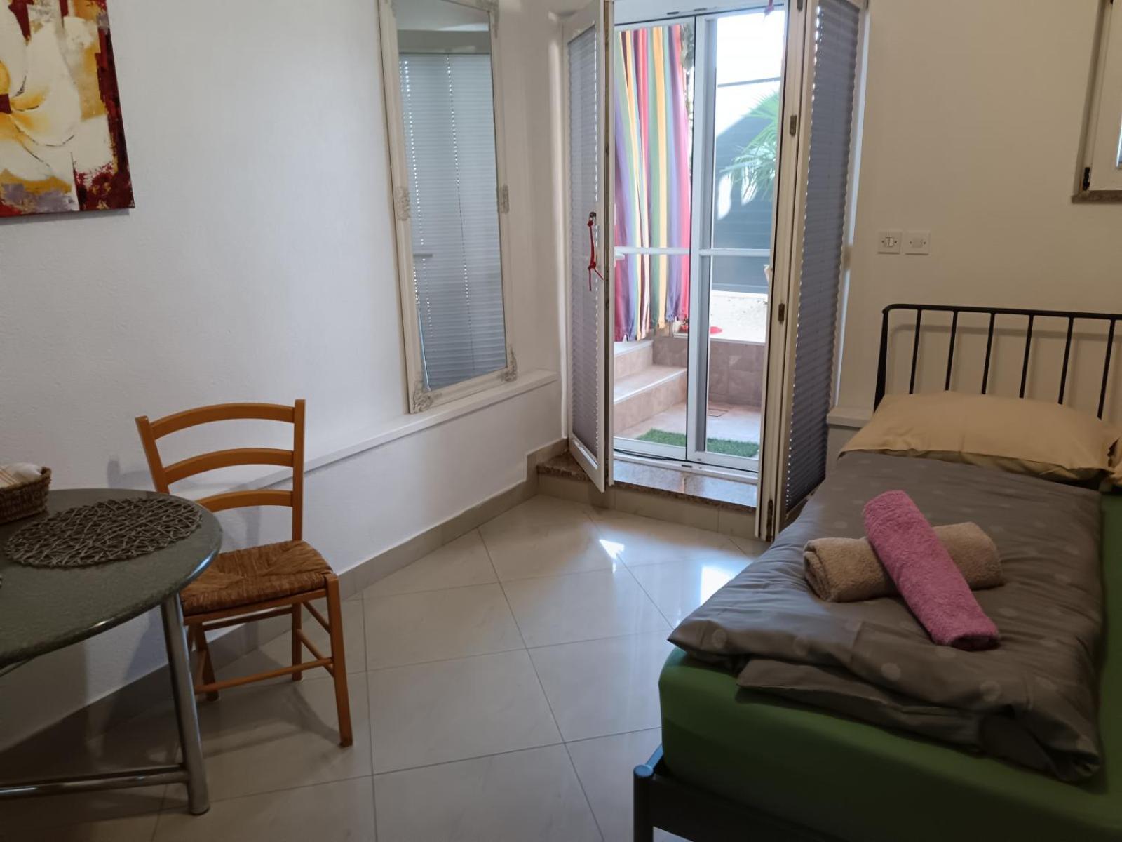 Studio Apartment In Biograd Na Moru With Terrace, Air Conditioning, Wi-Fi Экстерьер фото